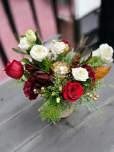 Load image into Gallery viewer, Holiday Elegance