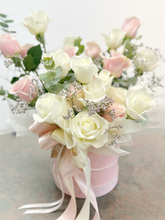 Load image into Gallery viewer, Vday - Ivory Blush Hat Box