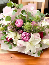 Load image into Gallery viewer, Pretty Pastel Hand-tied Bouquet