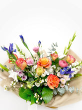 Load image into Gallery viewer, Designer’s Choice Hand-tied Bouquet