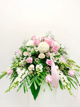 Load image into Gallery viewer, Loving Memory Casket Spray