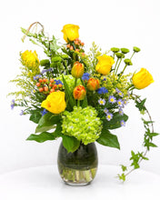 Load image into Gallery viewer, Seasonal Vibrant Vase Arrangement - Premium
