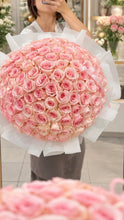 Load image into Gallery viewer, Pink Dream 100 Roses Bouquet
