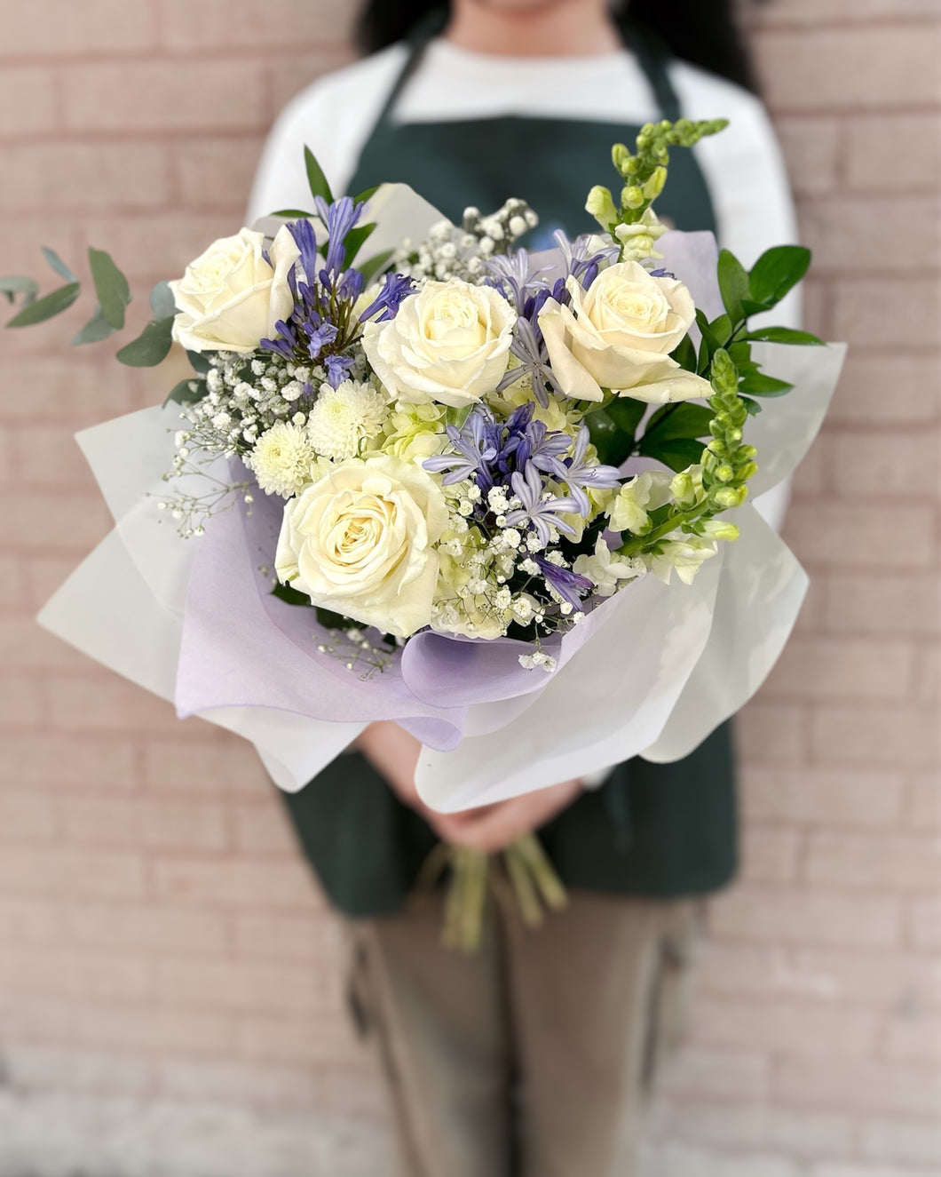 White Rose Blue Whisper