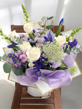 Load image into Gallery viewer, Ivory &amp; Amethyst Bouquet
