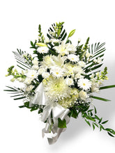 Load image into Gallery viewer, Serenity Floral Basket - 3 sizes
