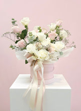 Load image into Gallery viewer, Vday - Ivory Blush Hat Box

