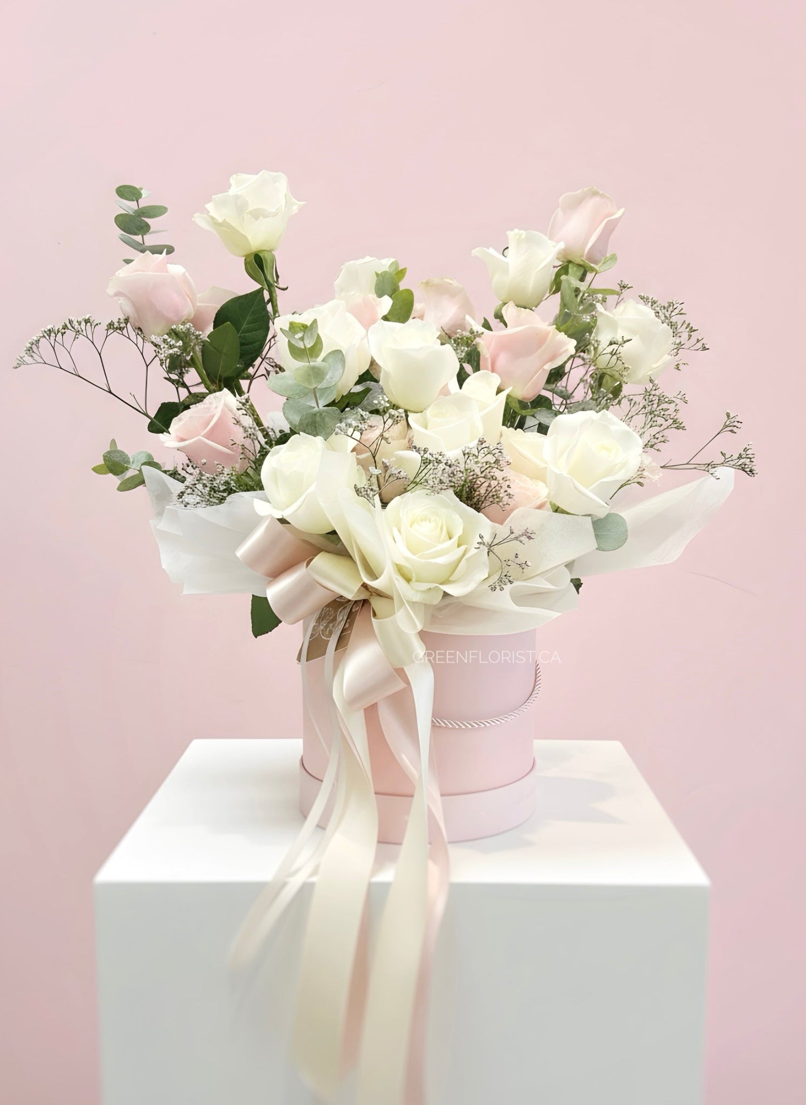 Roses & Anniversary – Green Florist