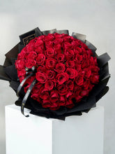 Load image into Gallery viewer, Endless Love 100 Roses Bouquet
