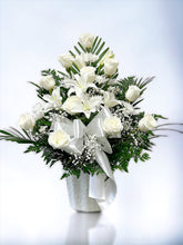 Load image into Gallery viewer, Serenity Floral Basket - 3 sizes
