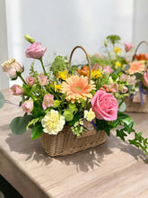 Load image into Gallery viewer, Garden Glow Basket
