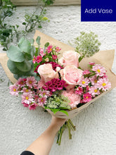 Load image into Gallery viewer, Sweetheart Bouquet - 2 sizes | Valentine&#39;s Day Flowers
