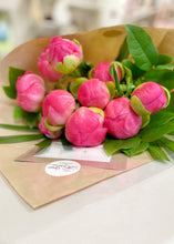 Load image into Gallery viewer, Peony Bouquet (5 or 10 Stems)
