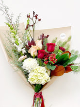 Load image into Gallery viewer, Winter Signature Bouquet
