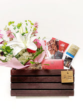 Load image into Gallery viewer, Flower and Chocolate Gift Set
