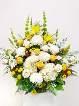 Load image into Gallery viewer, Soft Sentiments Floral Basket
