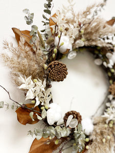 Dried Wreath - White and Neutral